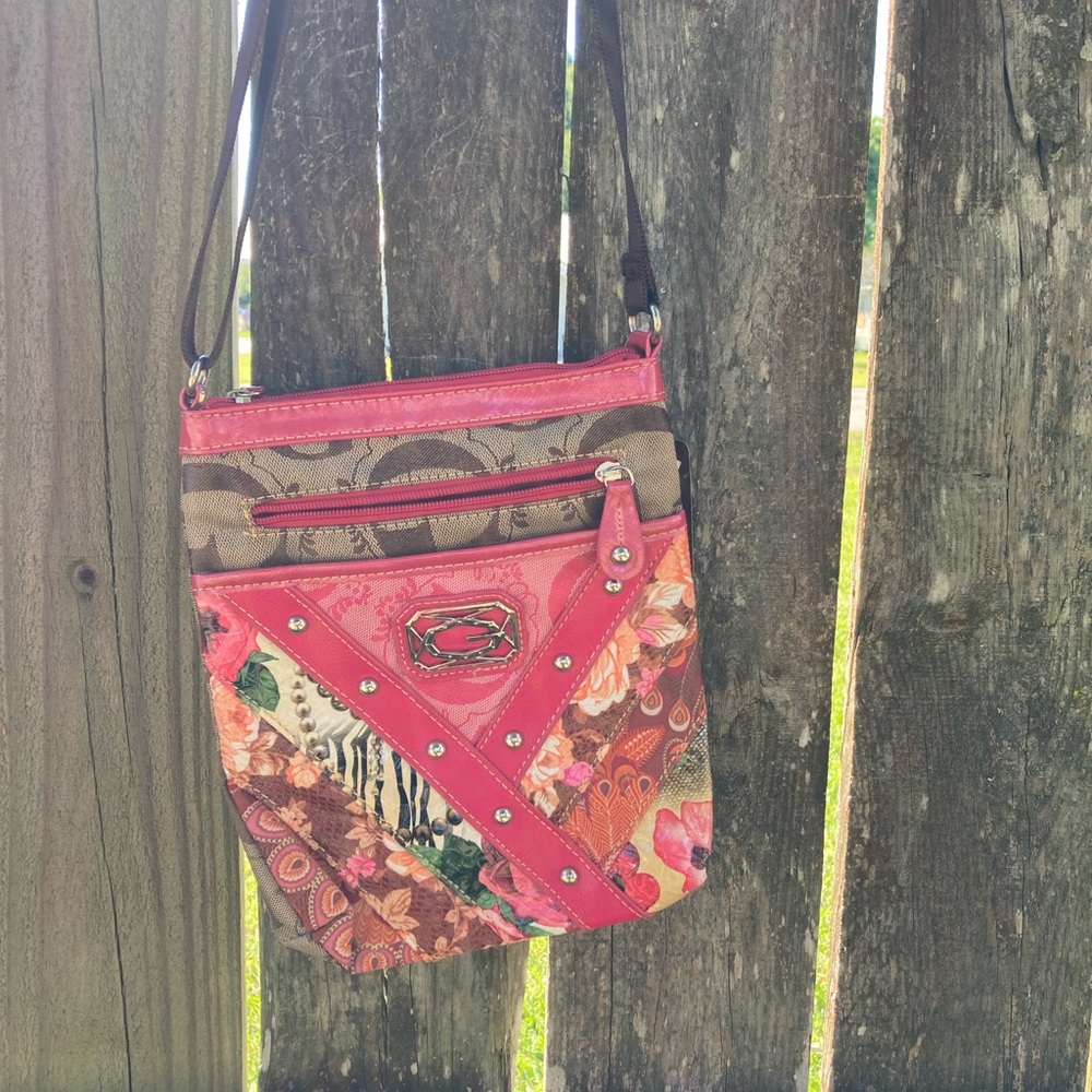 Patchwork Floral Crossbody Bag with Pink Trim